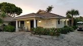 Negocio Advent Square Senior Living