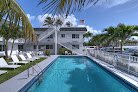 Negocio Beachside Village Resort