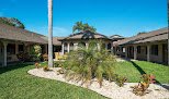 Negocio Grand Villa Of Englewood