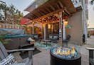 Negocio Launch Lounge Lodging