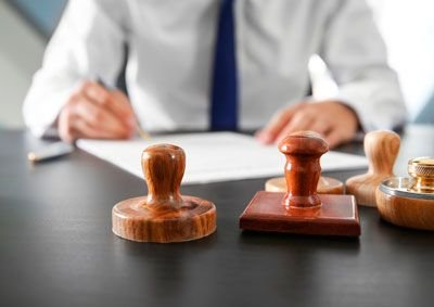 Cuales son las Reglamentaciones Comerciales y requisitos gubernamentales de funcionamiento de un negocio