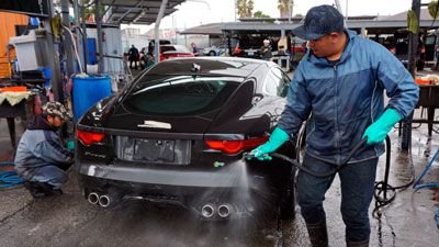 Comenzando su propio negocio de lavado de autos