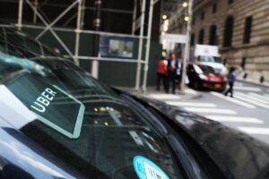 diferencias entre Uber y un taxi convencional